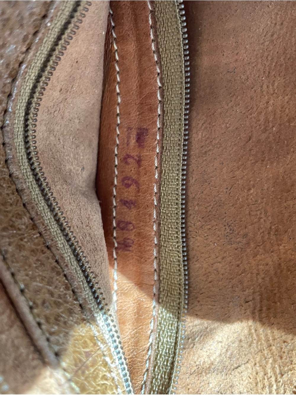 Gucci Tricolor Leather Crossbody in Green, Tan & Burgundy - Picture 5 of 12